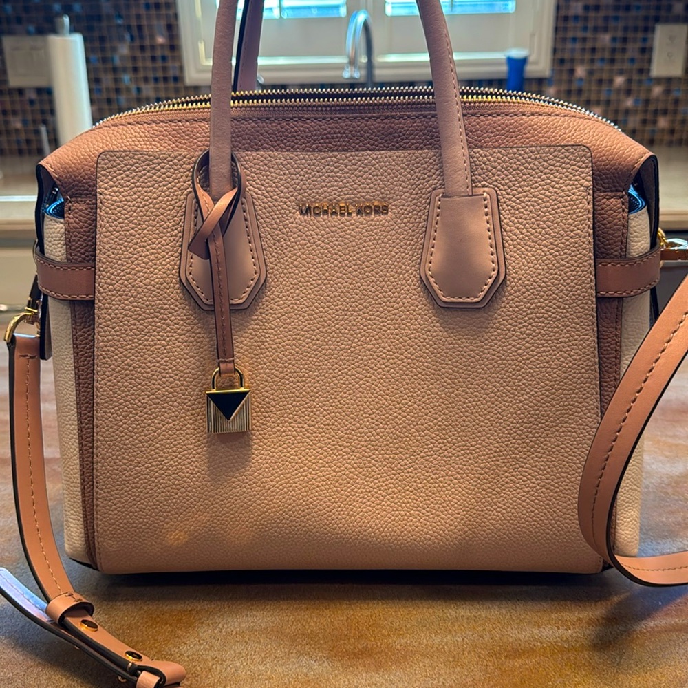 Michael Kors shoulder bag